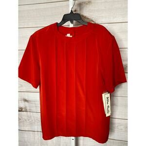 Brand New Laura & Jayne Women's 12 Red Pleated Front Short Sleeve Blouse Top